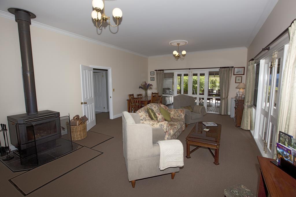 House On The Hill Bed And Breakfast Huonville Δωμάτιο φωτογραφία